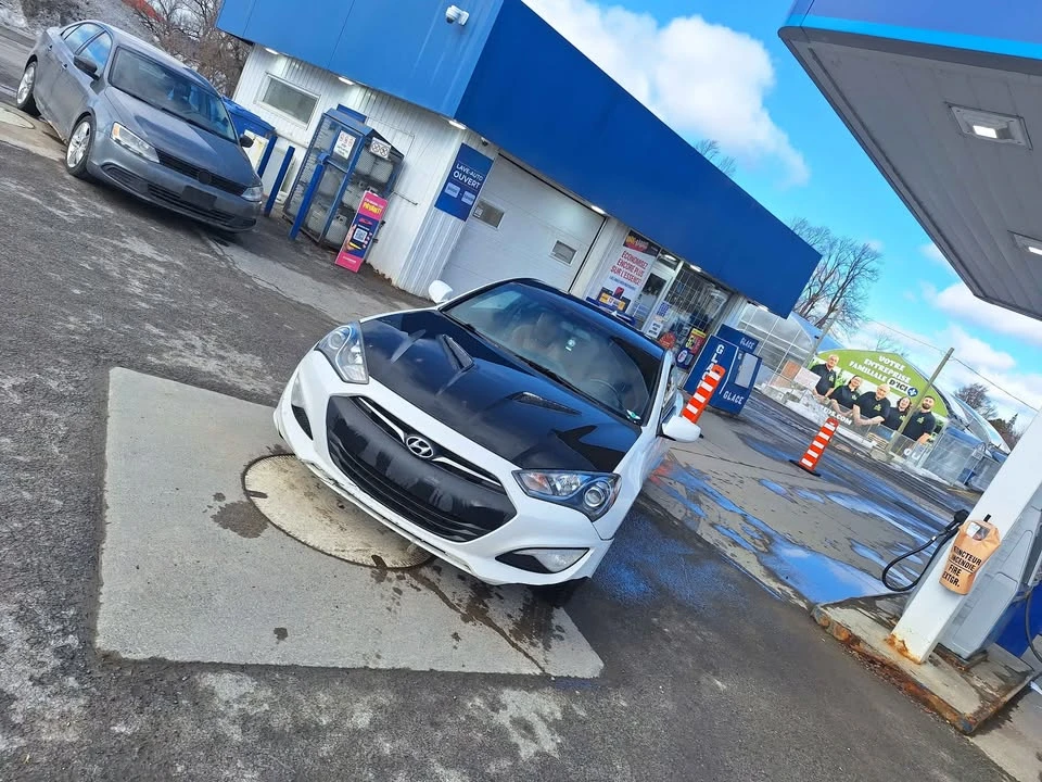 2014 Hyundai Genesis Coupe - Image 2 of 6