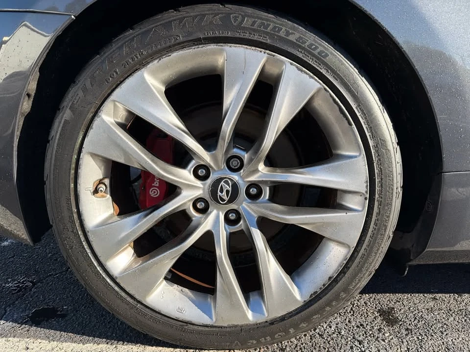 2014 Hyundai Genesis Coupe - Image 11 of 18
