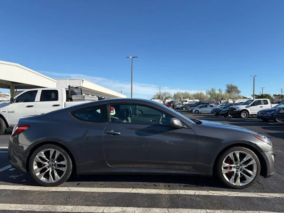 2014 Hyundai Genesis Coupe - Image 8 of 18