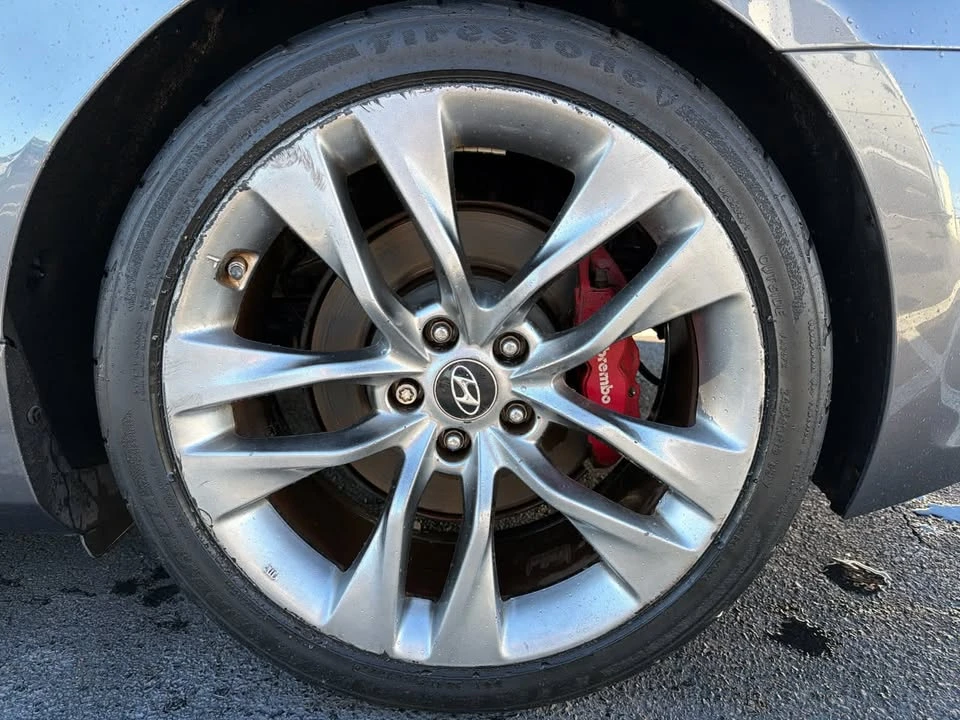 2014 Hyundai Genesis Coupe - Image 4 of 18