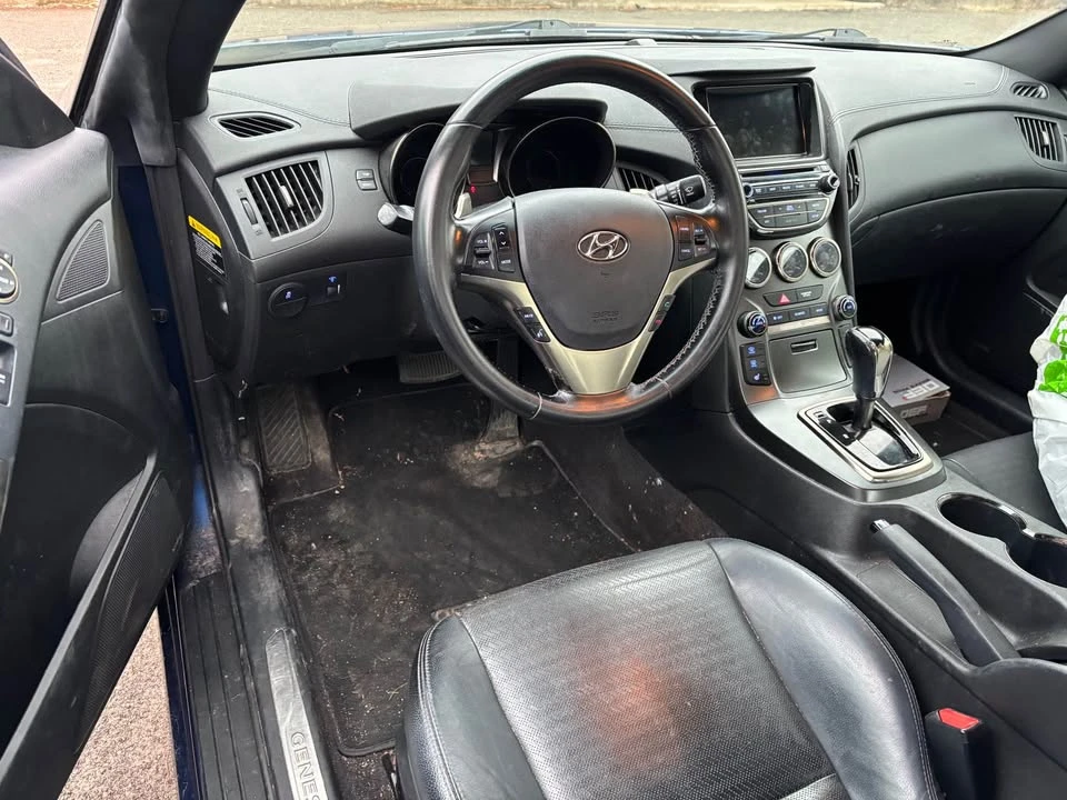2014 Hyundai Genesis Coupe - Image 7 of 12