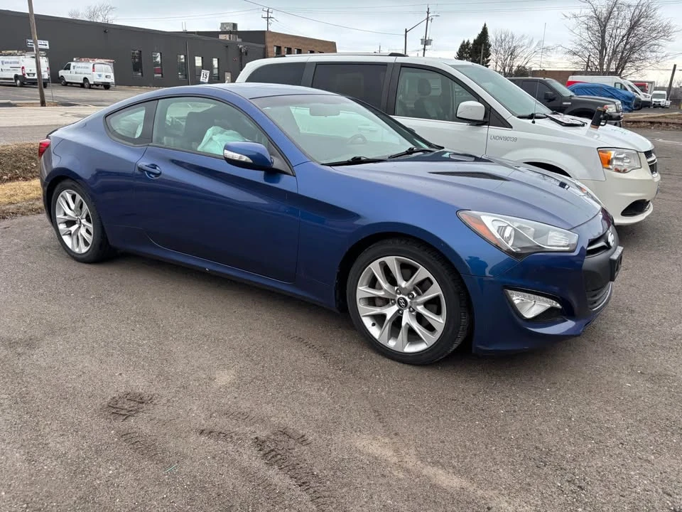 2014 Hyundai Genesis Coupe - Image 3 of 12