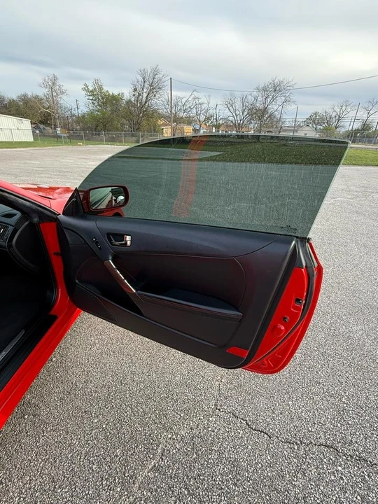 2014 Hyundai Genesis Coupe - Image 14 of 18