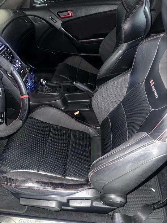 2014 Hyundai Genesis Coupe - Image 7 of 9