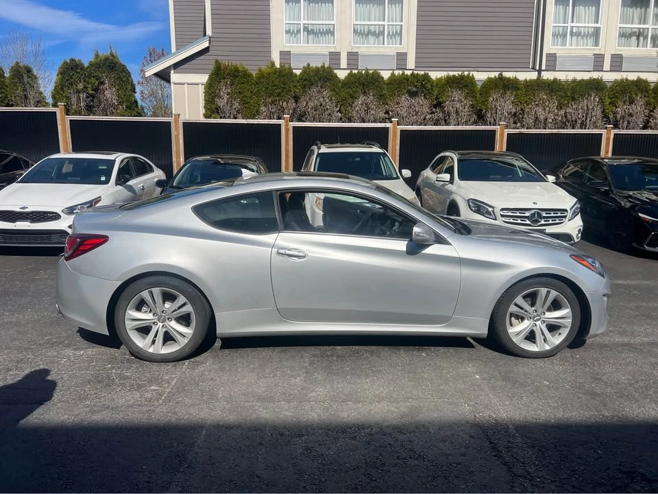 2014 Hyundai Genesis Coupe - Image 3 of 12