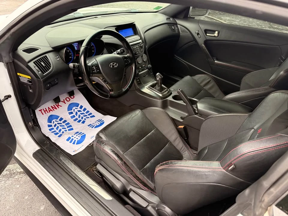 2014 Hyundai Genesis Coupe - Image 7 of 8