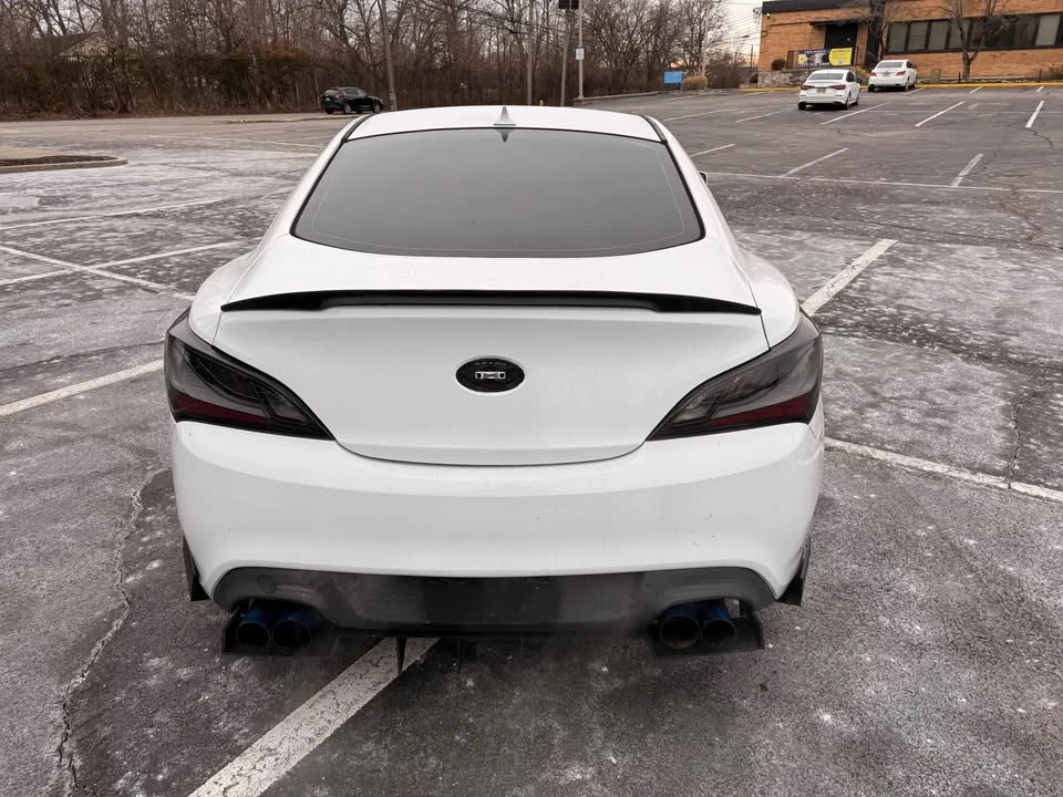 2014 Hyundai Genesis Coupe - Image 5 of 8
