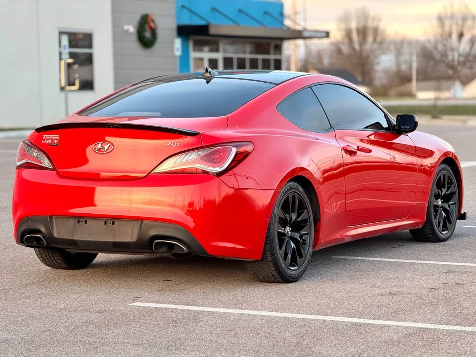 2014 Hyundai Genesis Coupe - Image 4 of 12