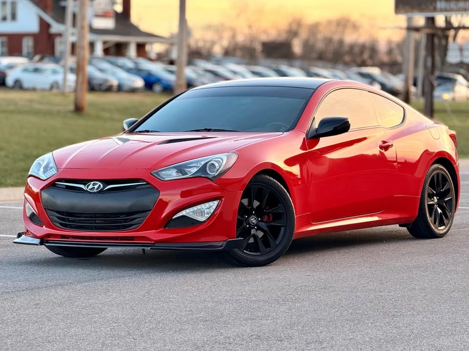 2014 Hyundai Genesis Coupe - Image 2 of 12