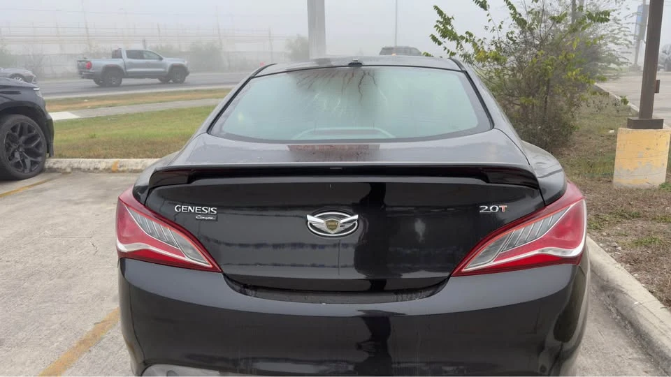 2014 Hyundai Genesis Coupe - Image 3 of 11