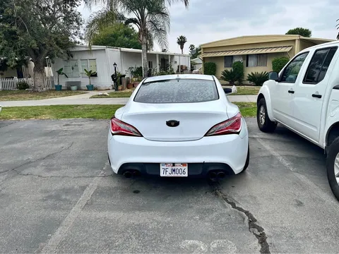 2014 Hyundai Genesis Coupe 2.0T Coupe