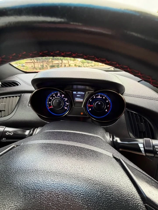 2014 Hyundai Genesis Coupe - Image 8 of 9