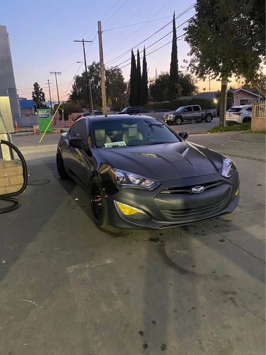2014 Hyundai Genesis Coupe - Image 7 of 9