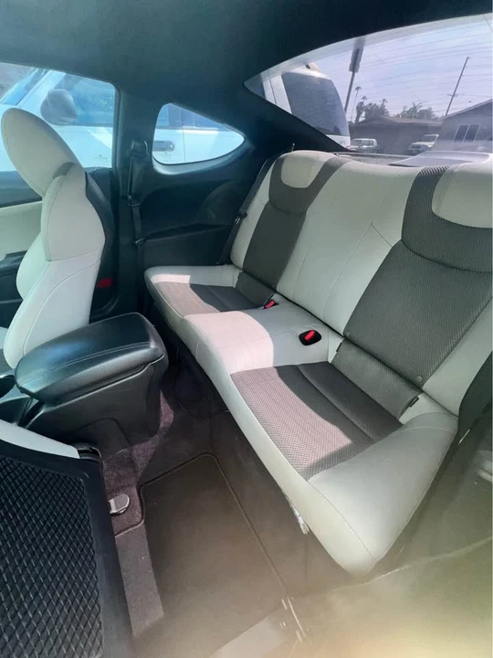 2014 Hyundai Genesis Coupe - Image 6 of 14