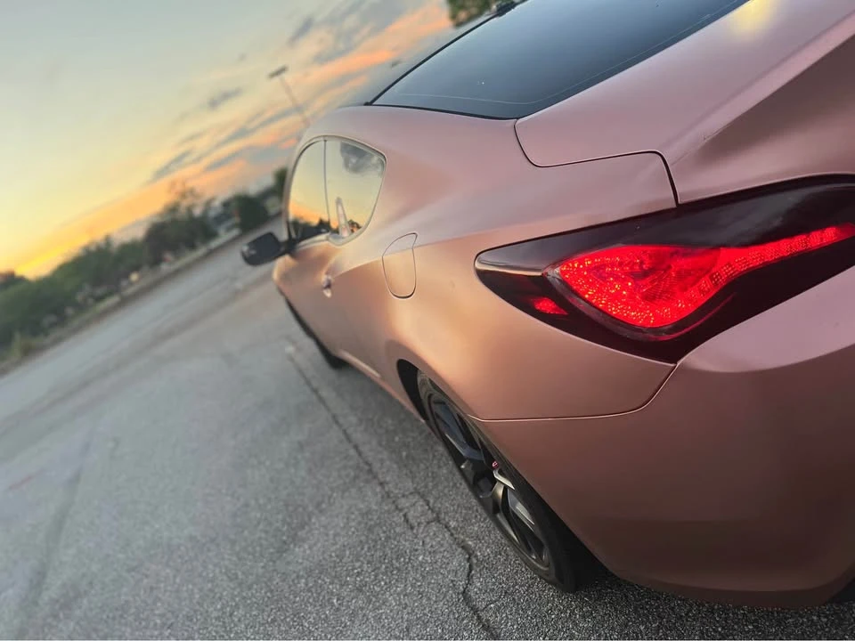 2014 Hyundai Genesis Coupe - Image 2 of 3
