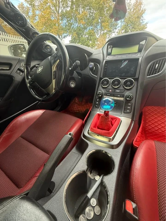 2014 Hyundai Genesis Coupe - Image 6 of 12