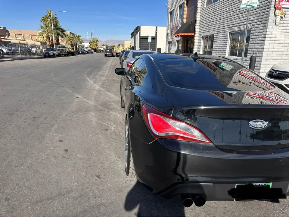 2014 Hyundai Genesis Coupe - Image 4 of 7
