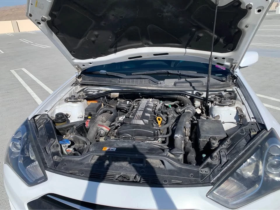 2014 Hyundai Genesis Coupe - Image 7 of 8
