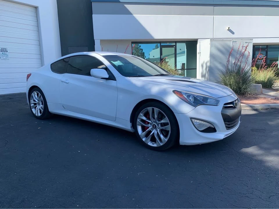 2014 Hyundai Genesis Coupe - Image 2 of 6
