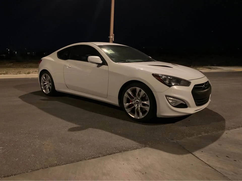 2014 Hyundai Genesis Coupe - Image 3 of 10