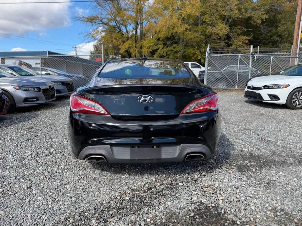 2014 Hyundai Genesis Coupe - Image 6 of 13