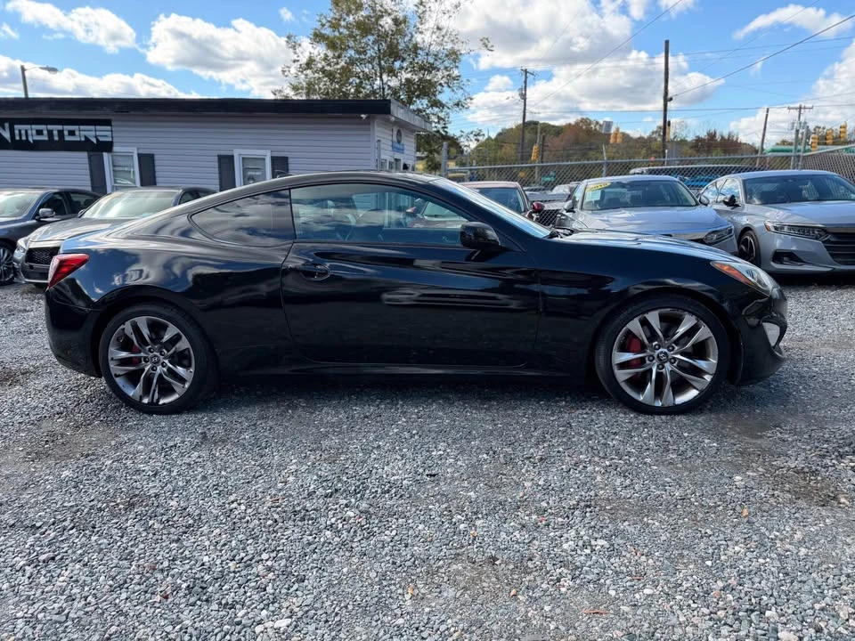 2014 Hyundai Genesis Coupe - Image 8 of 13