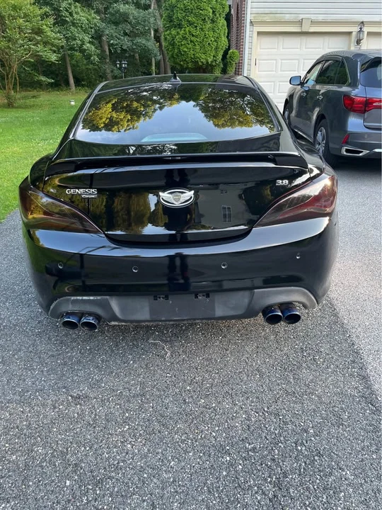 2014 Hyundai Genesis Coupe - Image 5 of 12