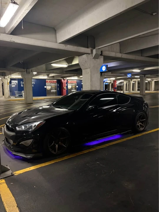 2014 Hyundai Genesis Coupe - Image 3 of 11