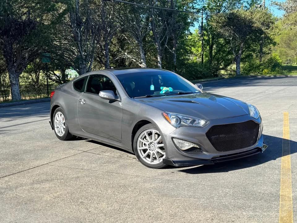2014 Hyundai Genesis Coupe - Image 3 of 12