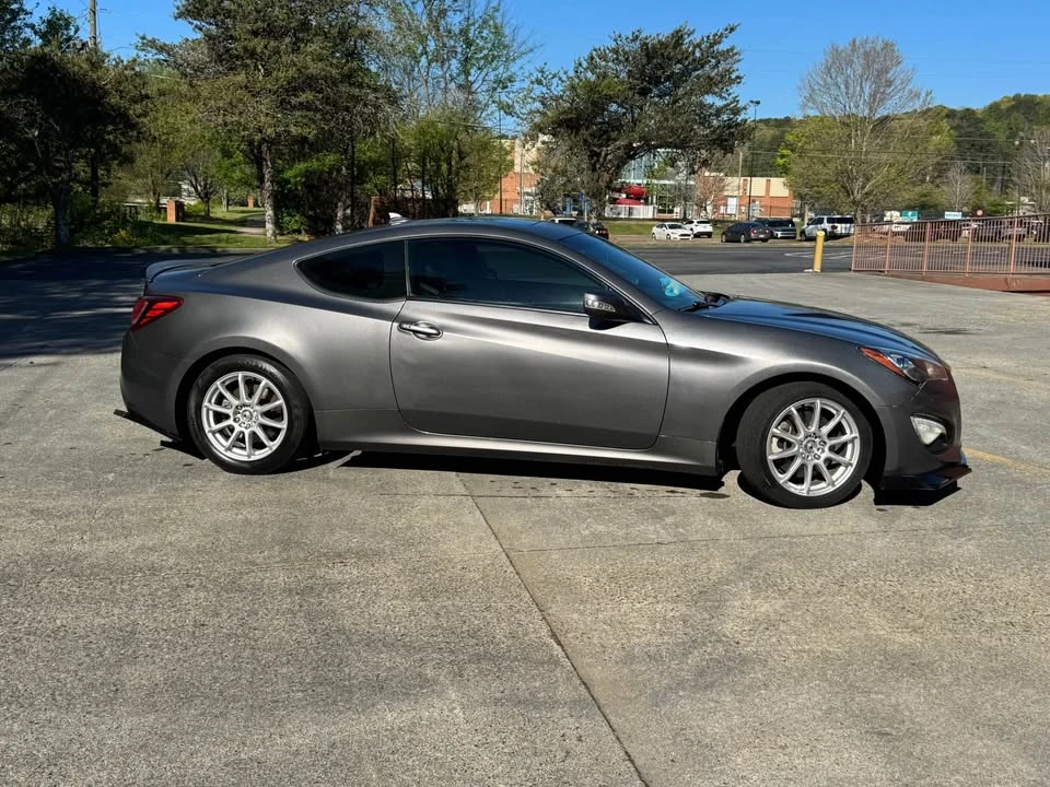 2014 Hyundai Genesis Coupe - Image 5 of 12