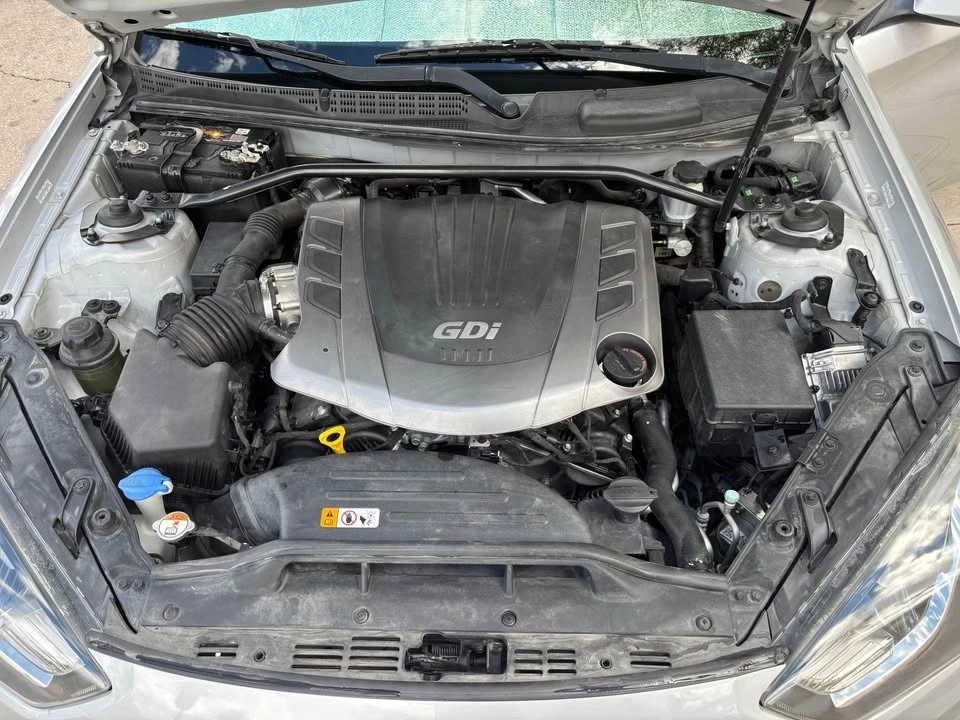 2014 Hyundai Genesis Coupe - Image 4 of 13