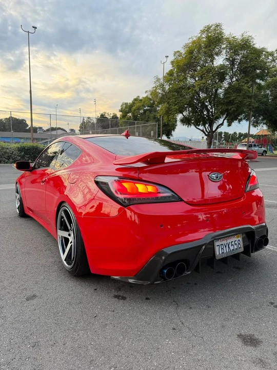 2014 Hyundai Genesis Coupe - Image 4 of 13