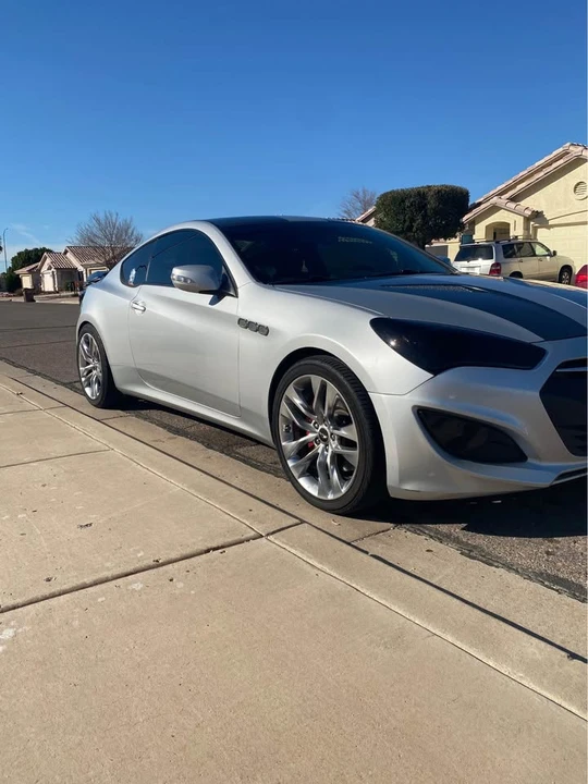 2014 Hyundai Genesis Coupe - Image 5 of 16