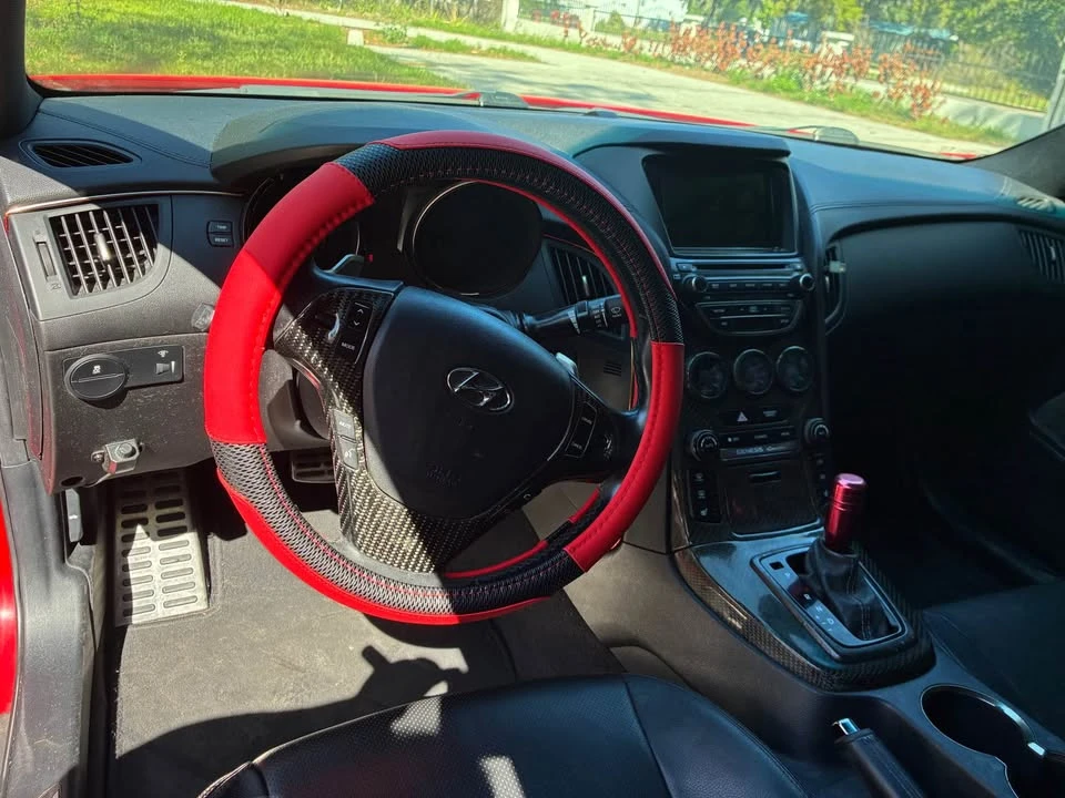2014 Hyundai Genesis Coupe - Image 7 of 15