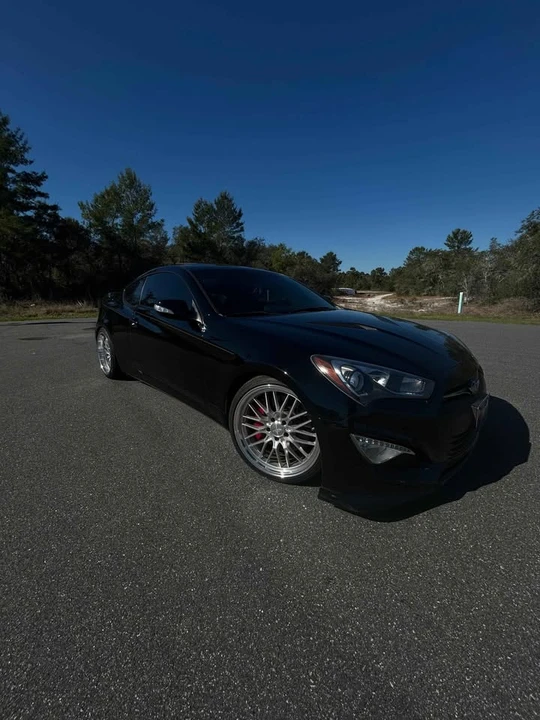 2014 Hyundai Genesis Coupe - Image 7 of 12