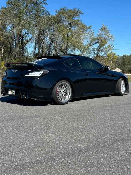 2014 Hyundai Genesis Coupe - Image 3 of 12