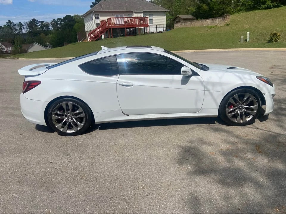 2014 Hyundai Genesis Coupe - Image 5 of 19