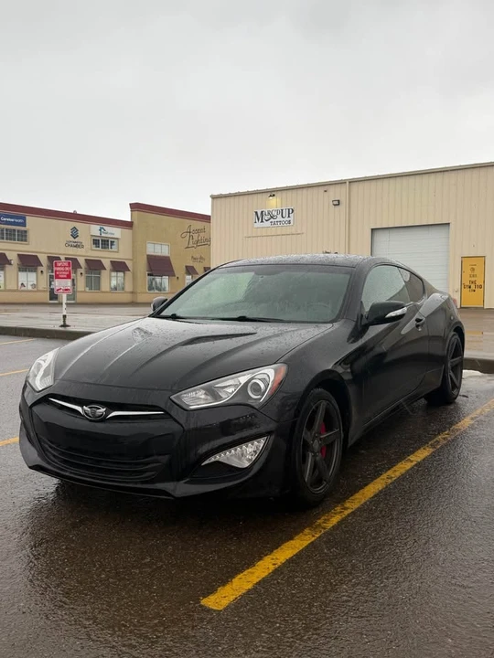 2014 Hyundai Genesis Coupe - Image 14 of 15