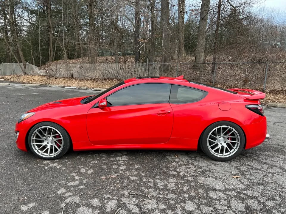 2014 Hyundai Genesis Coupe - Image 2 of 18