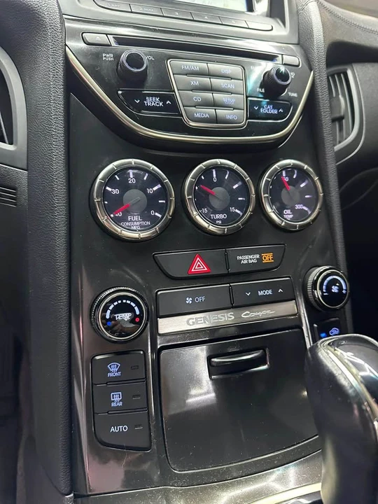 2014 Hyundai Genesis Coupe - Image 8 of 14