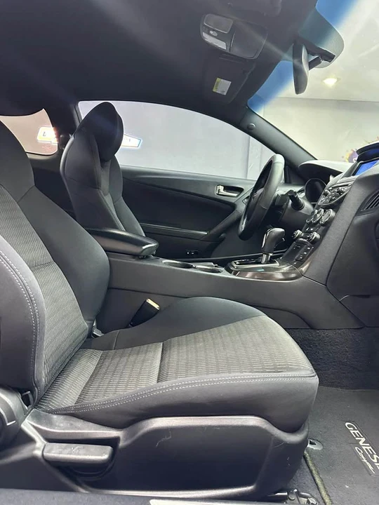 2014 Hyundai Genesis Coupe - Image 10 of 14