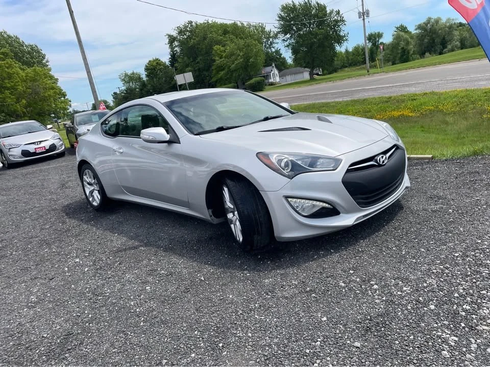 2014 Hyundai Genesis Coupe - Image 6 of 18