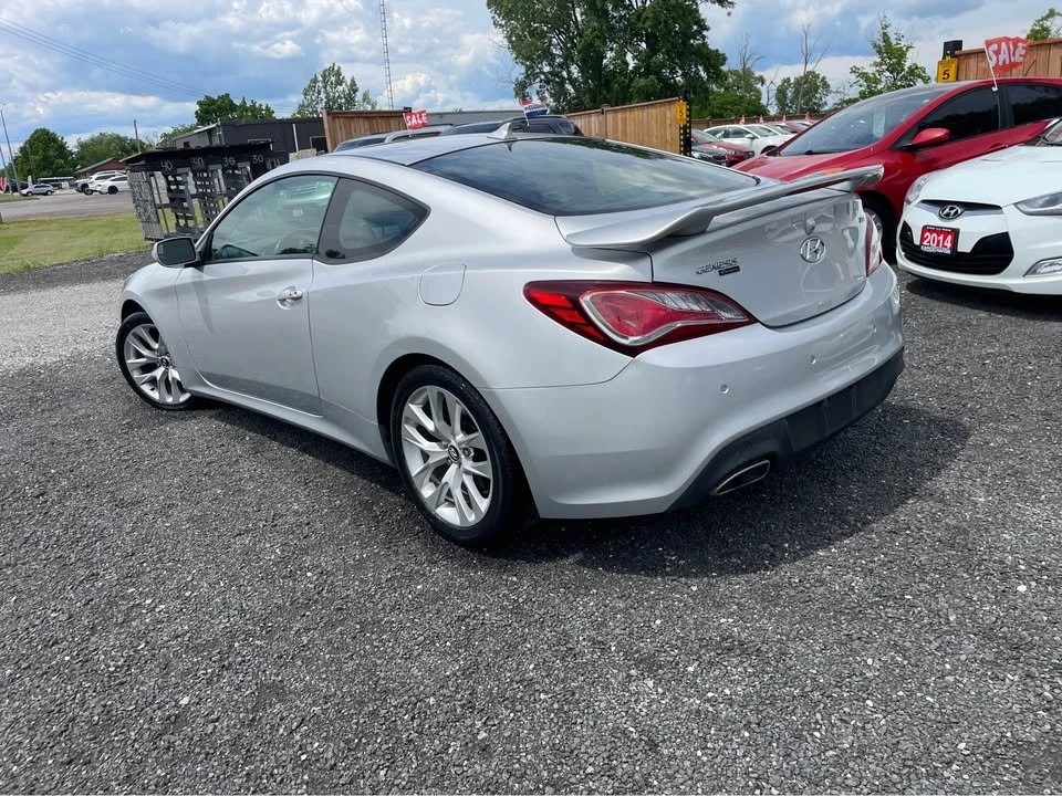 2014 Hyundai Genesis Coupe - Image 3 of 18
