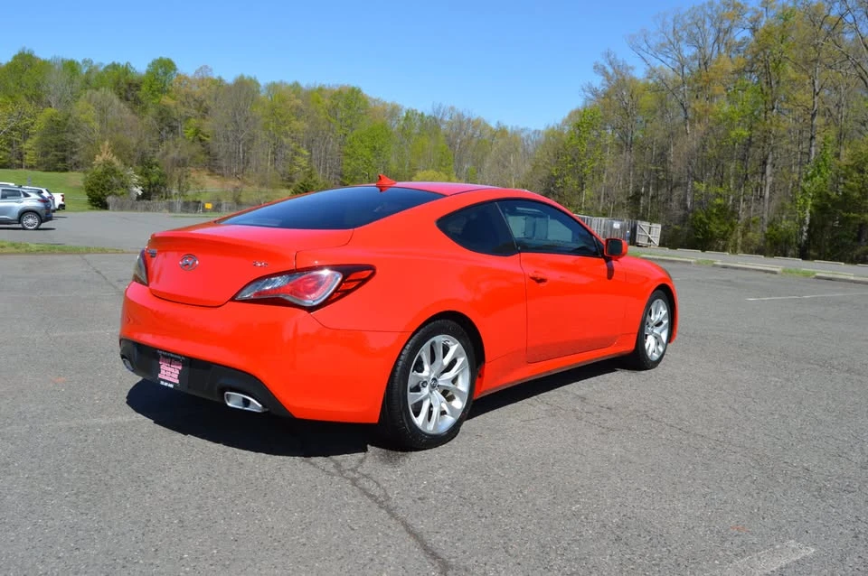 2014 Hyundai Genesis Coupe - Image 8 of 20