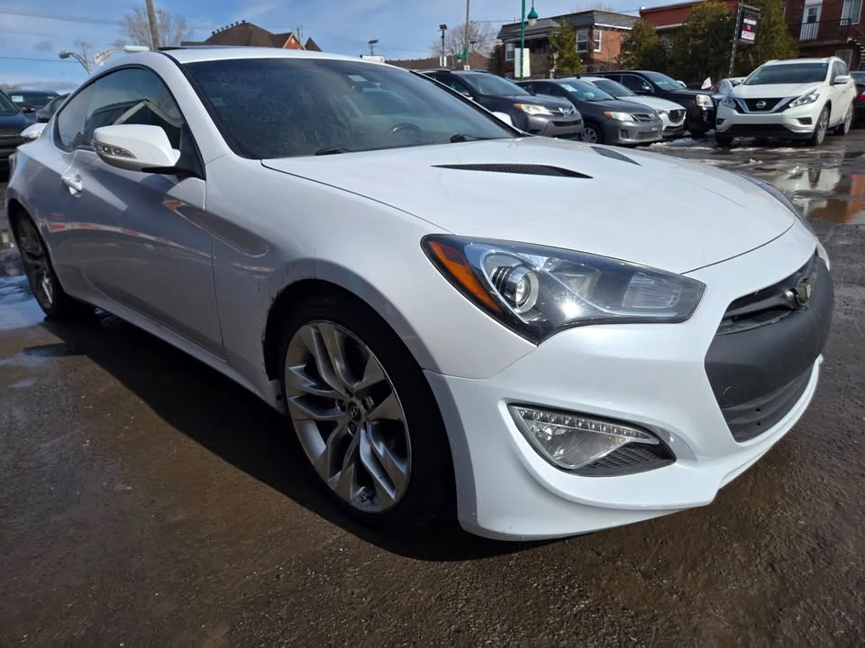 2014 Hyundai Genesis Coupe - Image 7 of 15