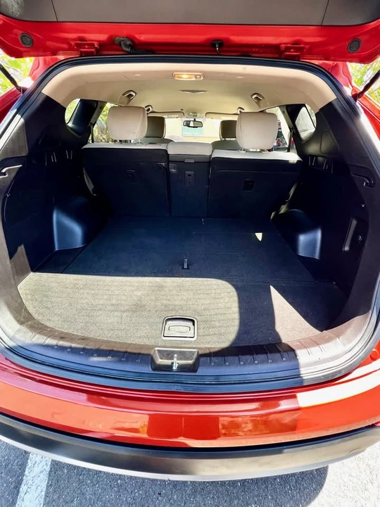 2014 Hyundai Santa Fe - Image 10 of 15