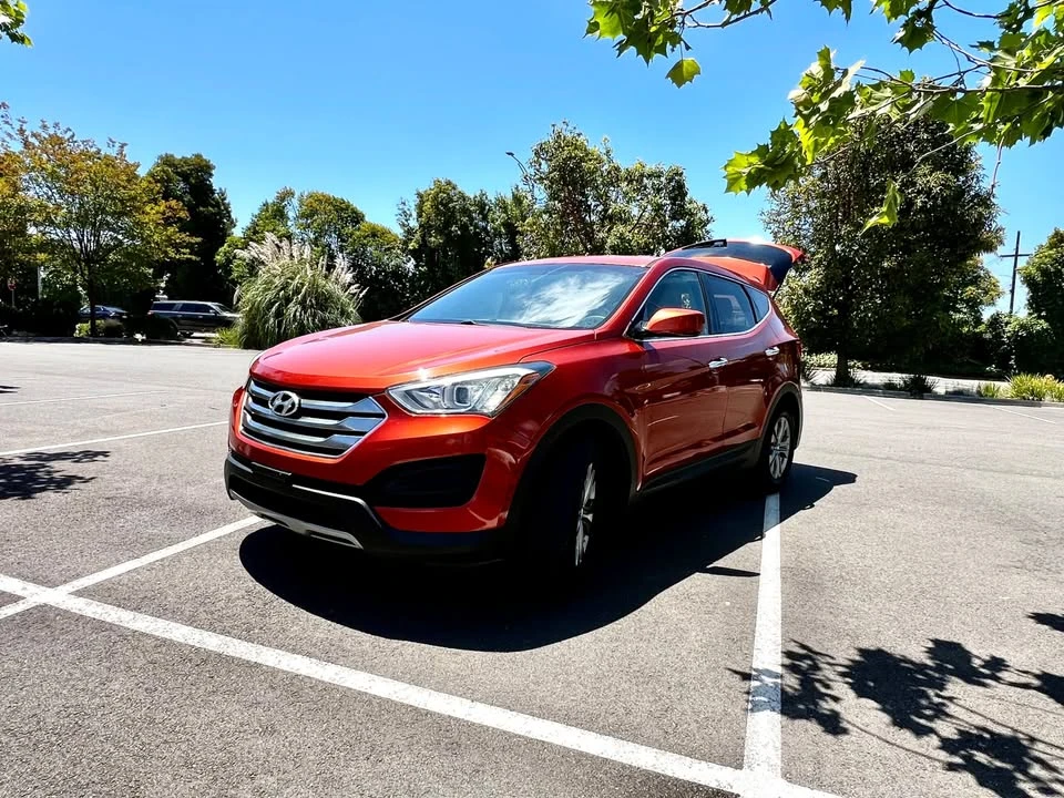 2014 Hyundai Santa Fe - Image 13 of 15