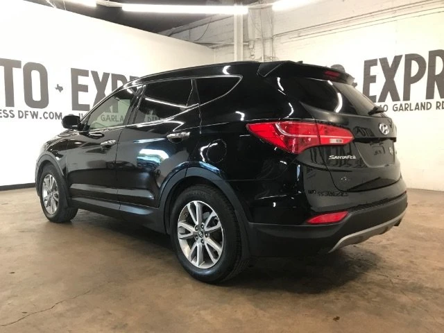 2014 Hyundai Santa Fe - Image 3 of 4