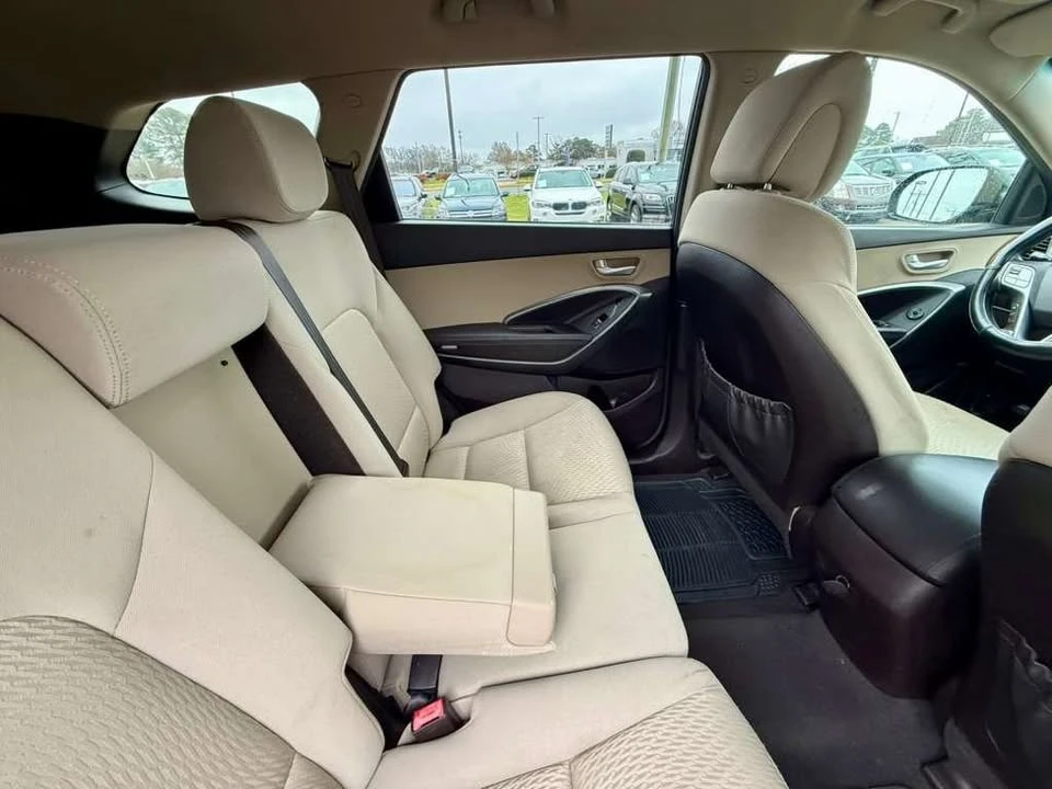 2014 Hyundai Santa Fe - Image 5 of 20