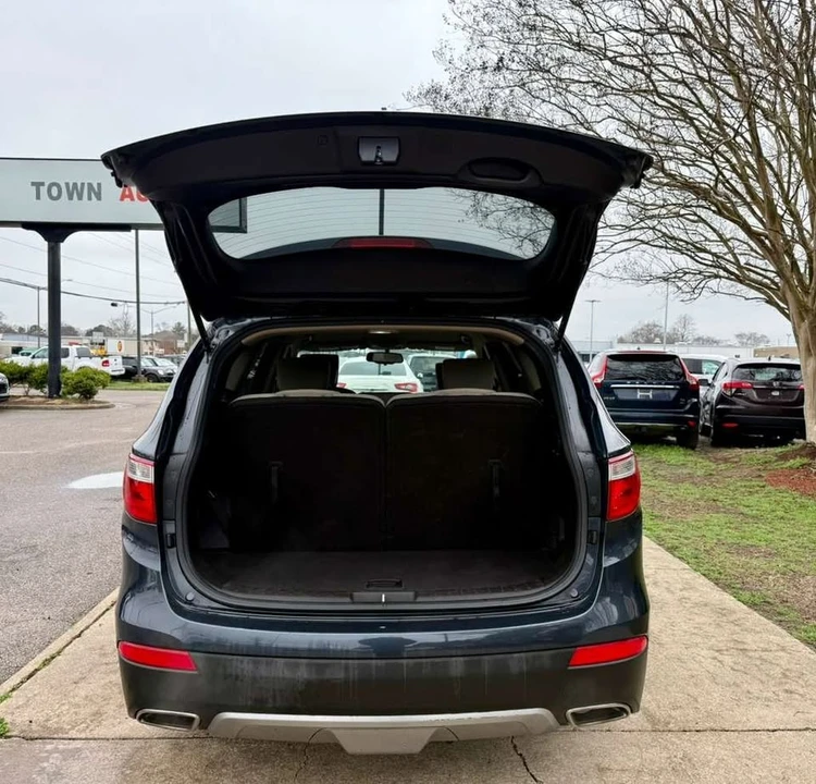 2014 Hyundai Santa Fe - Image 3 of 20